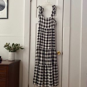 Gingham Maxi Dress w/ Adjustable Self-Tie Straps (M)